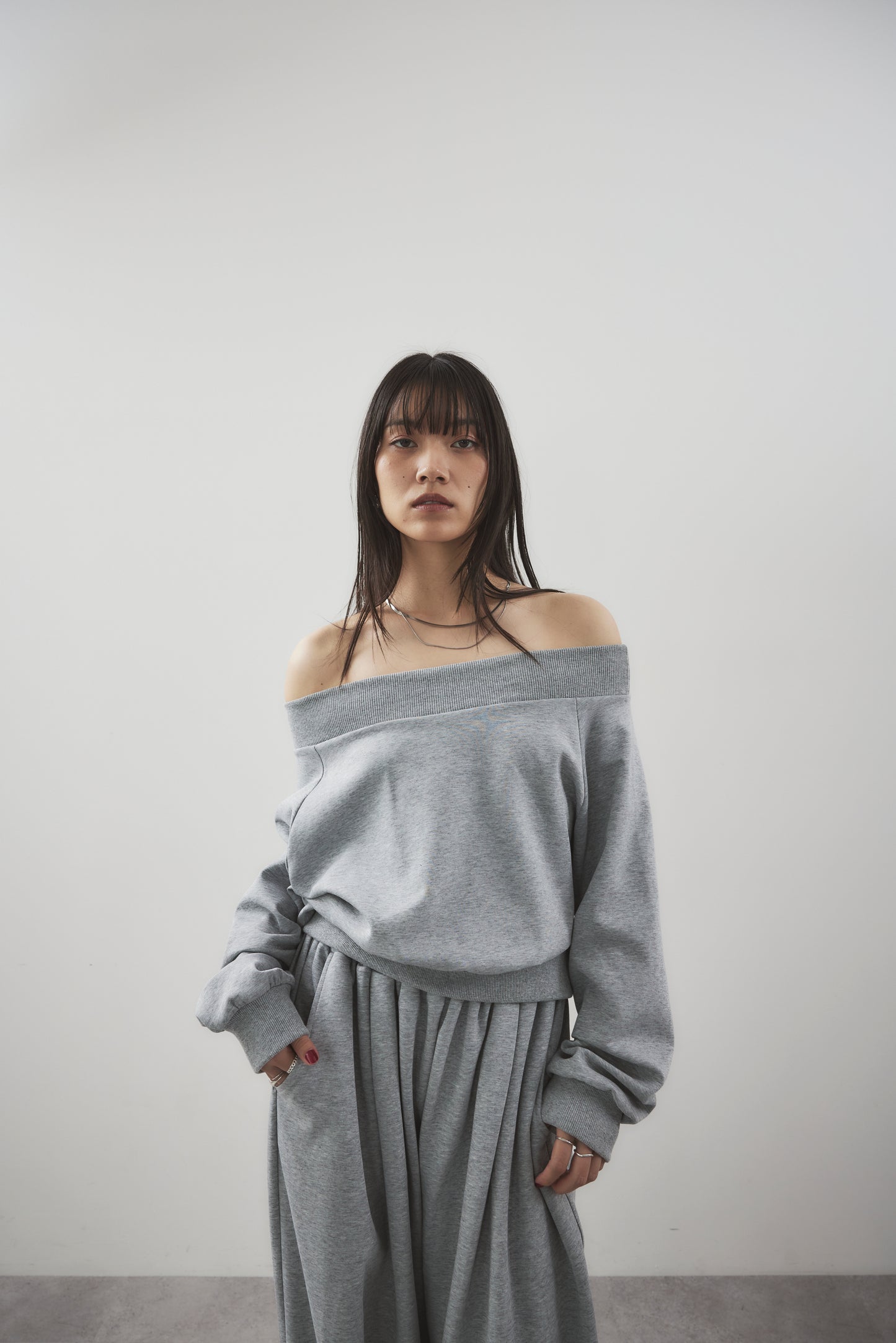 Sweatshirt-touch off-shoulder tops