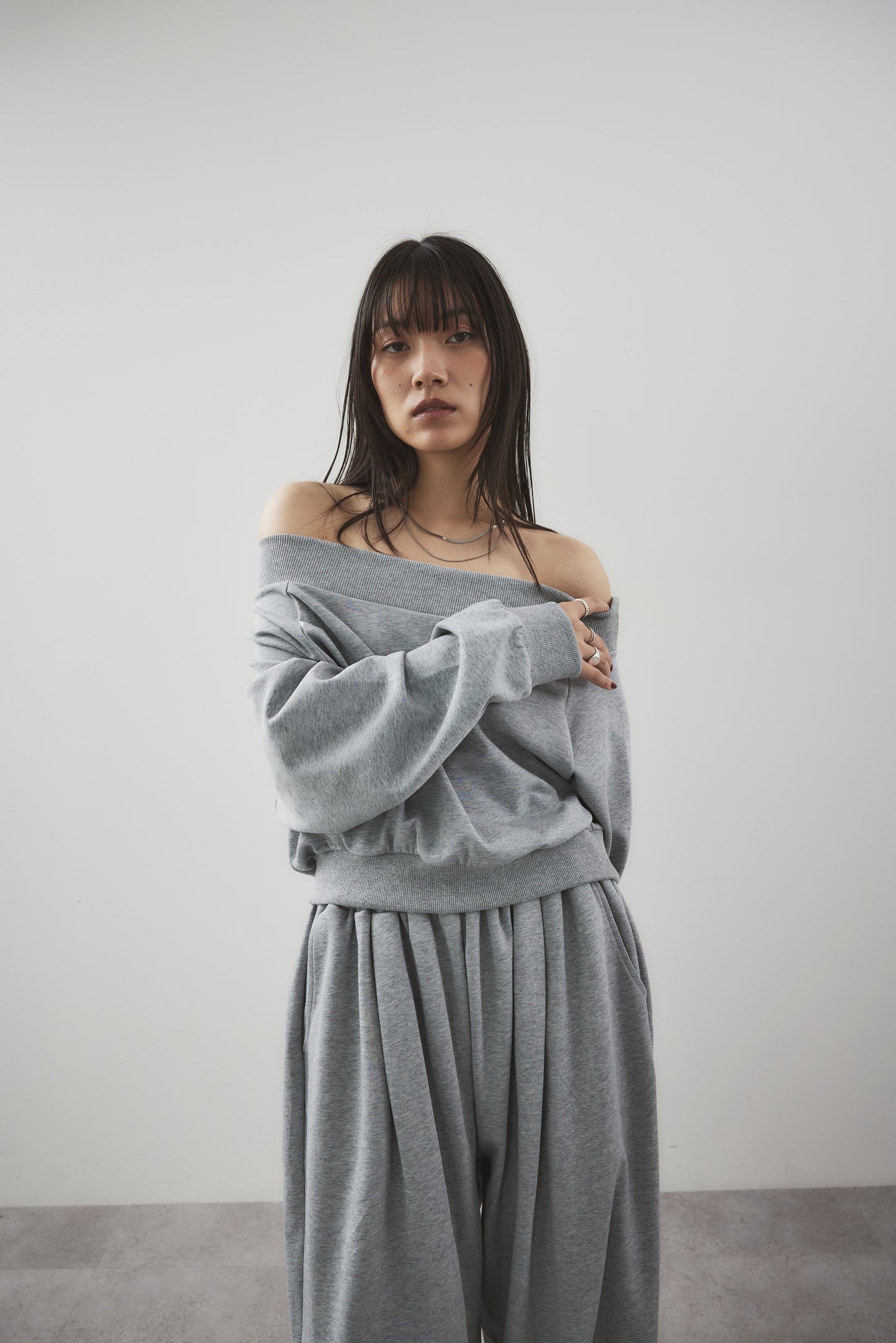 Sweatshirt-touch off-shoulder tops