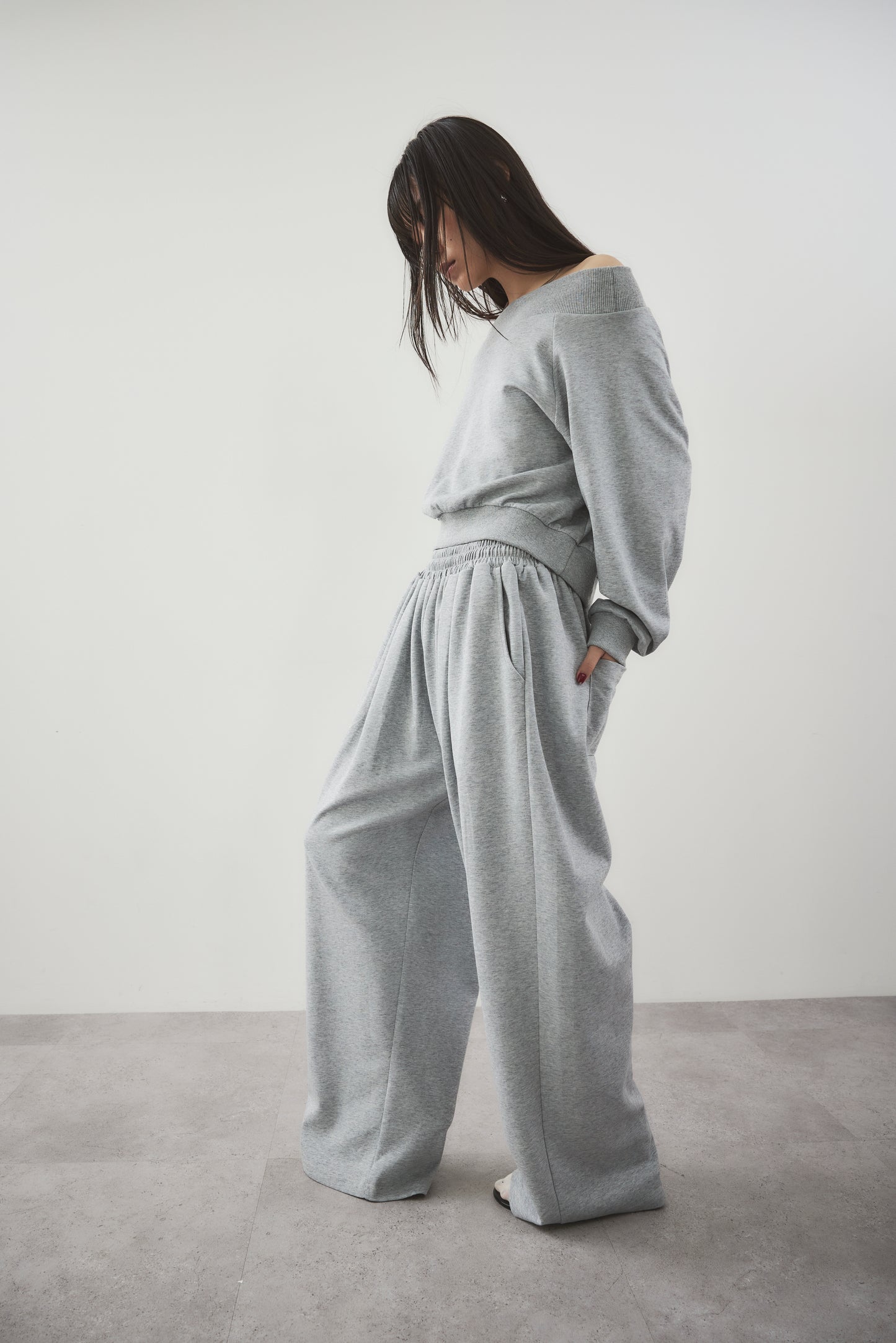 Sweat touch tuck pants
