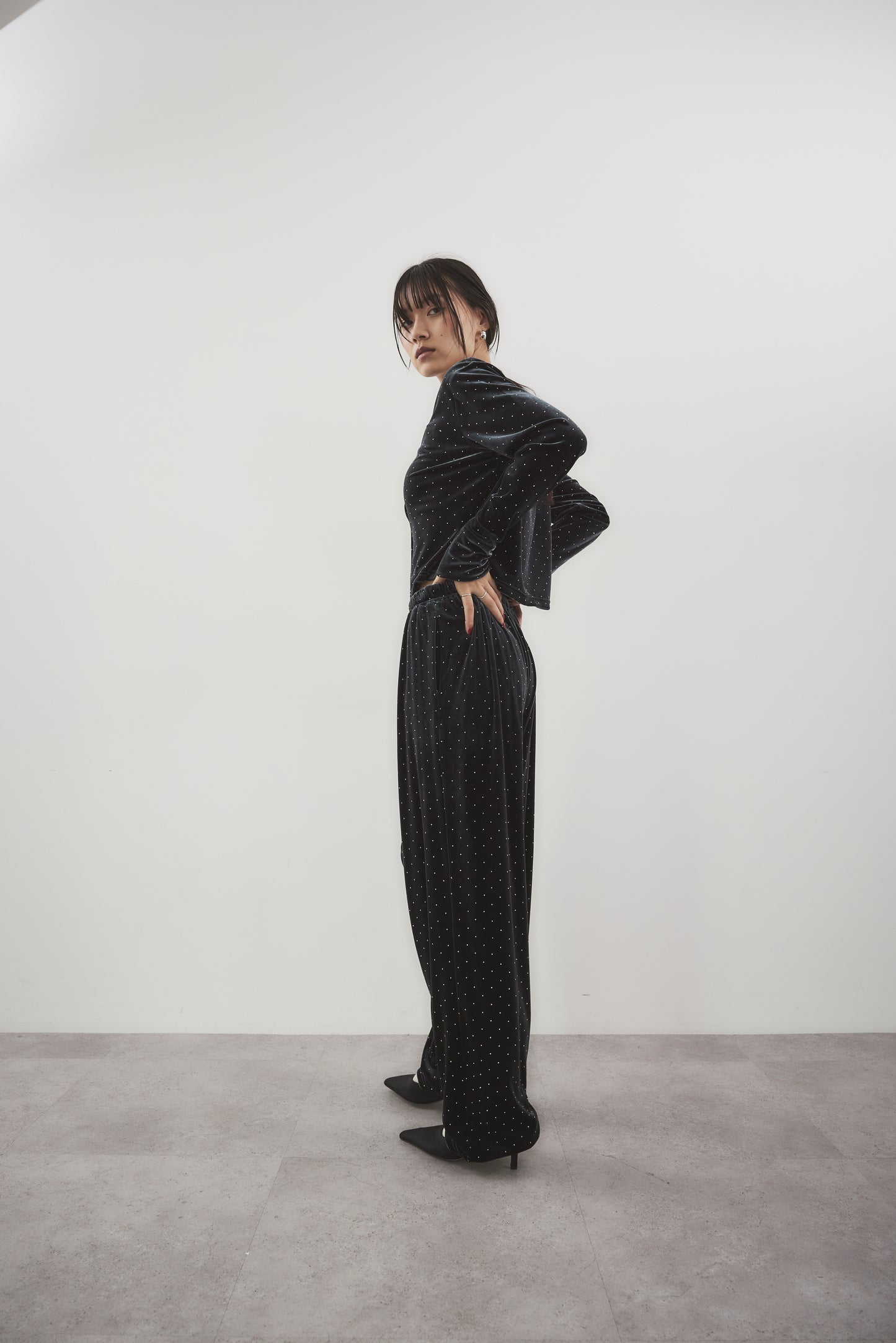 Shiny dot velour cardigan