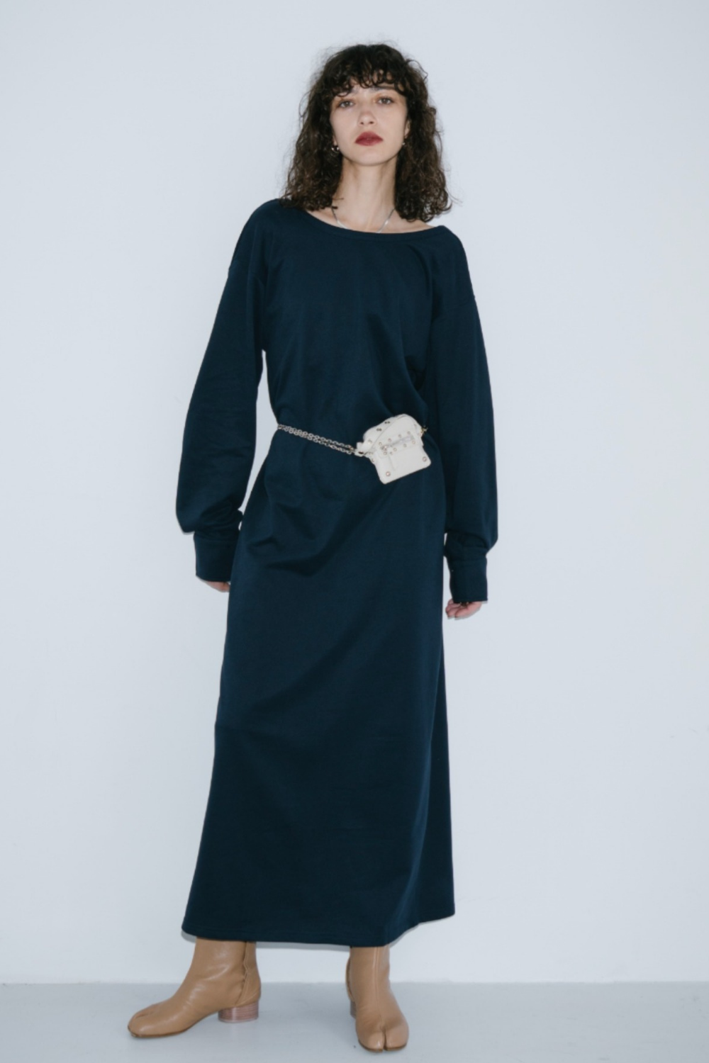 Back open cut dress