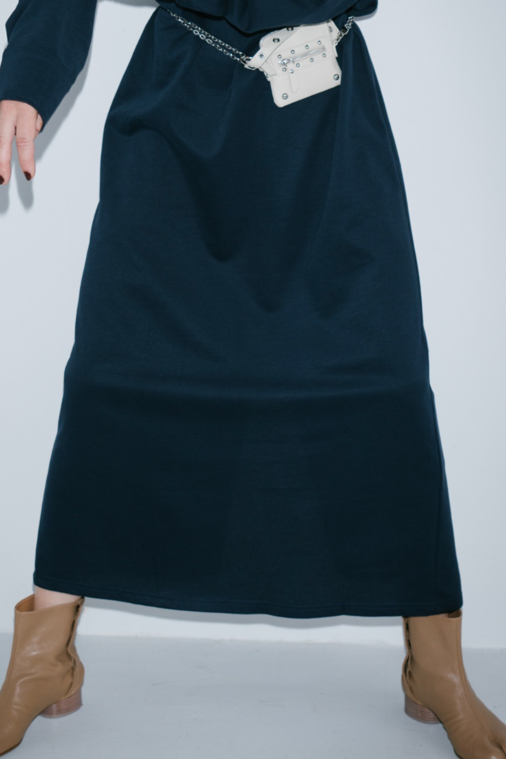 Back open cut dress
