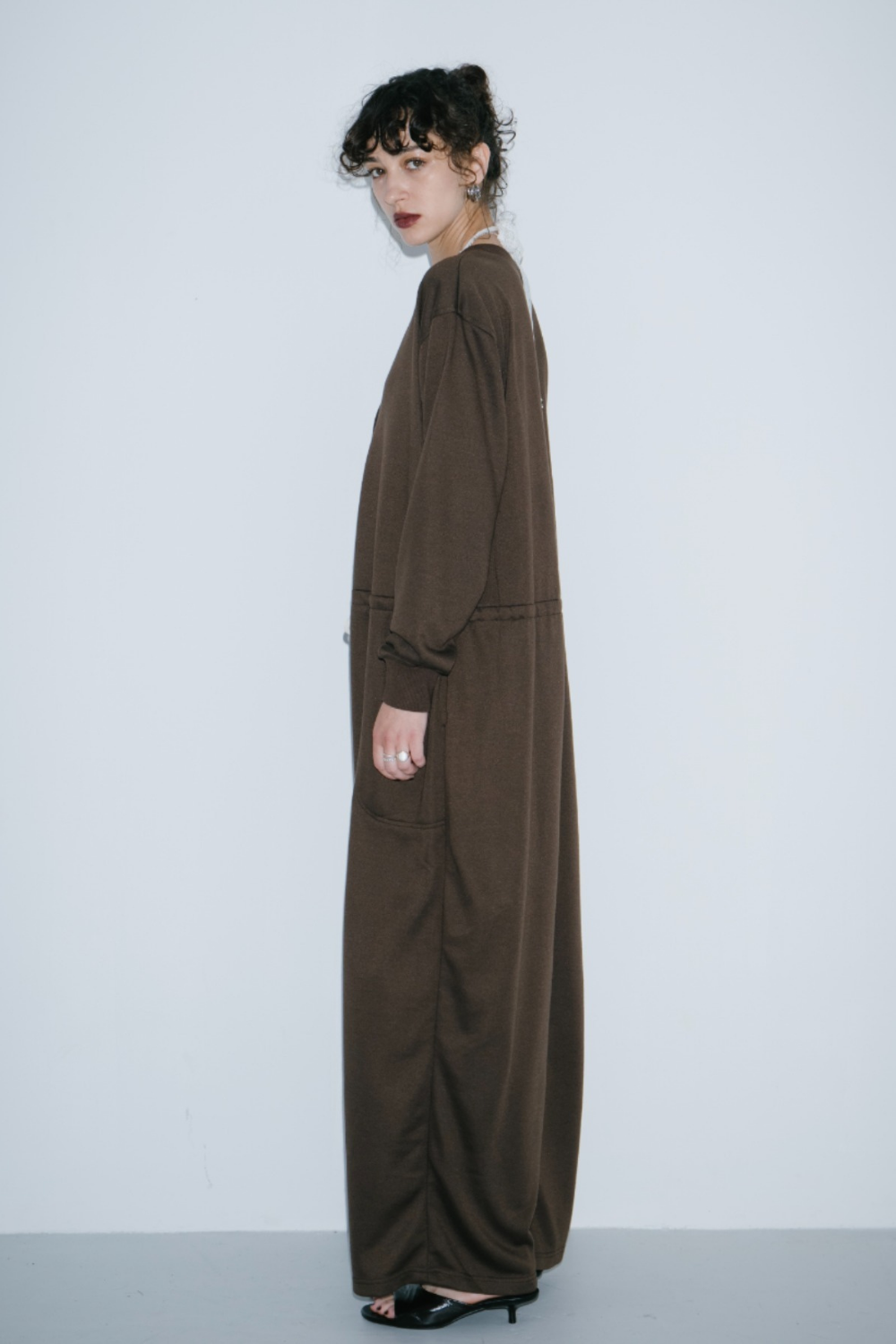 V-neck sweatshirt jumpsuit