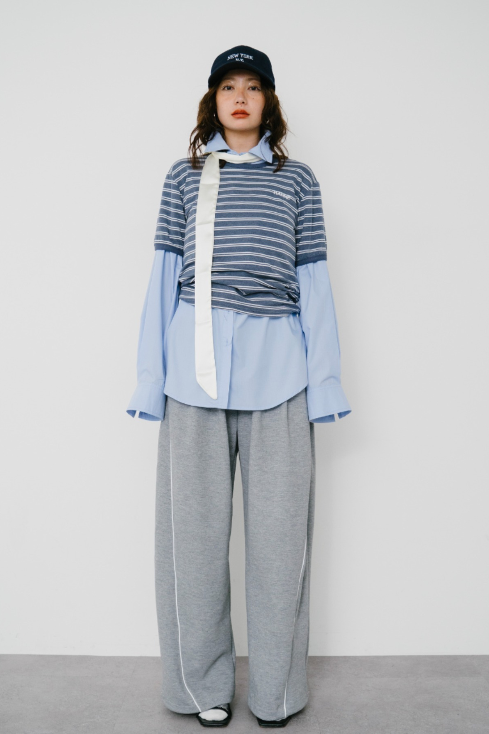 Border compact tee