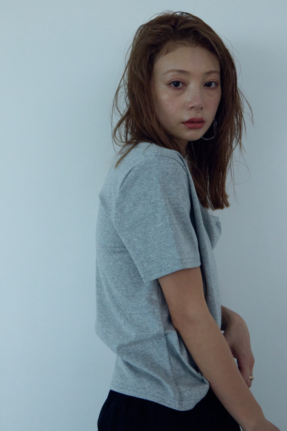 One-shoulder T-shirt