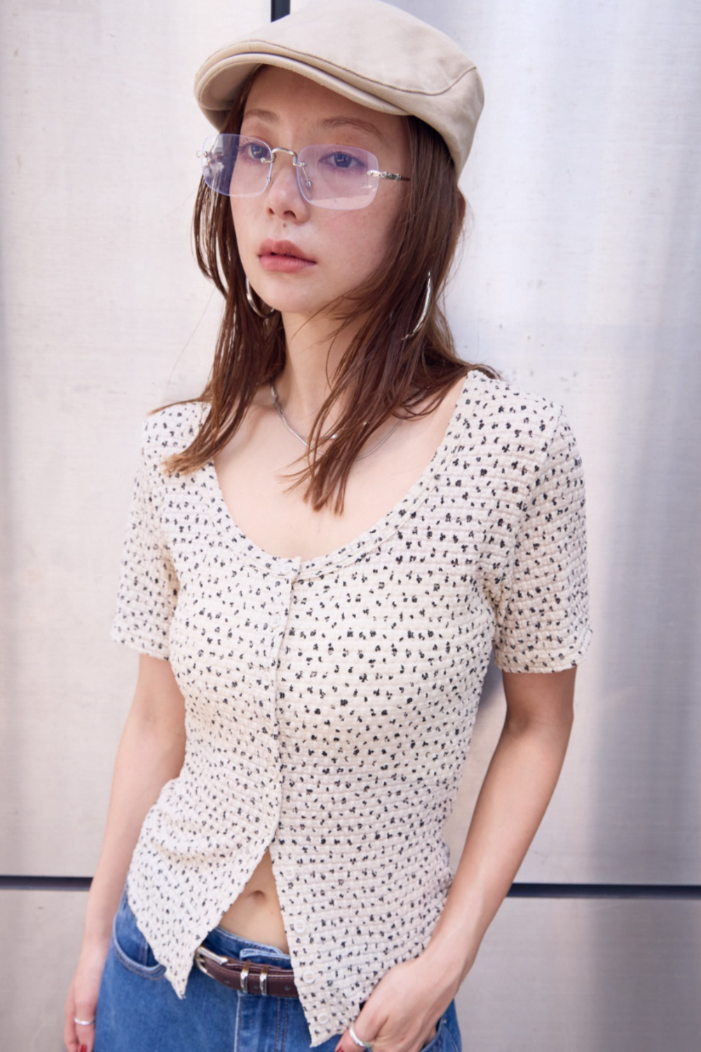 Flower front button TEE