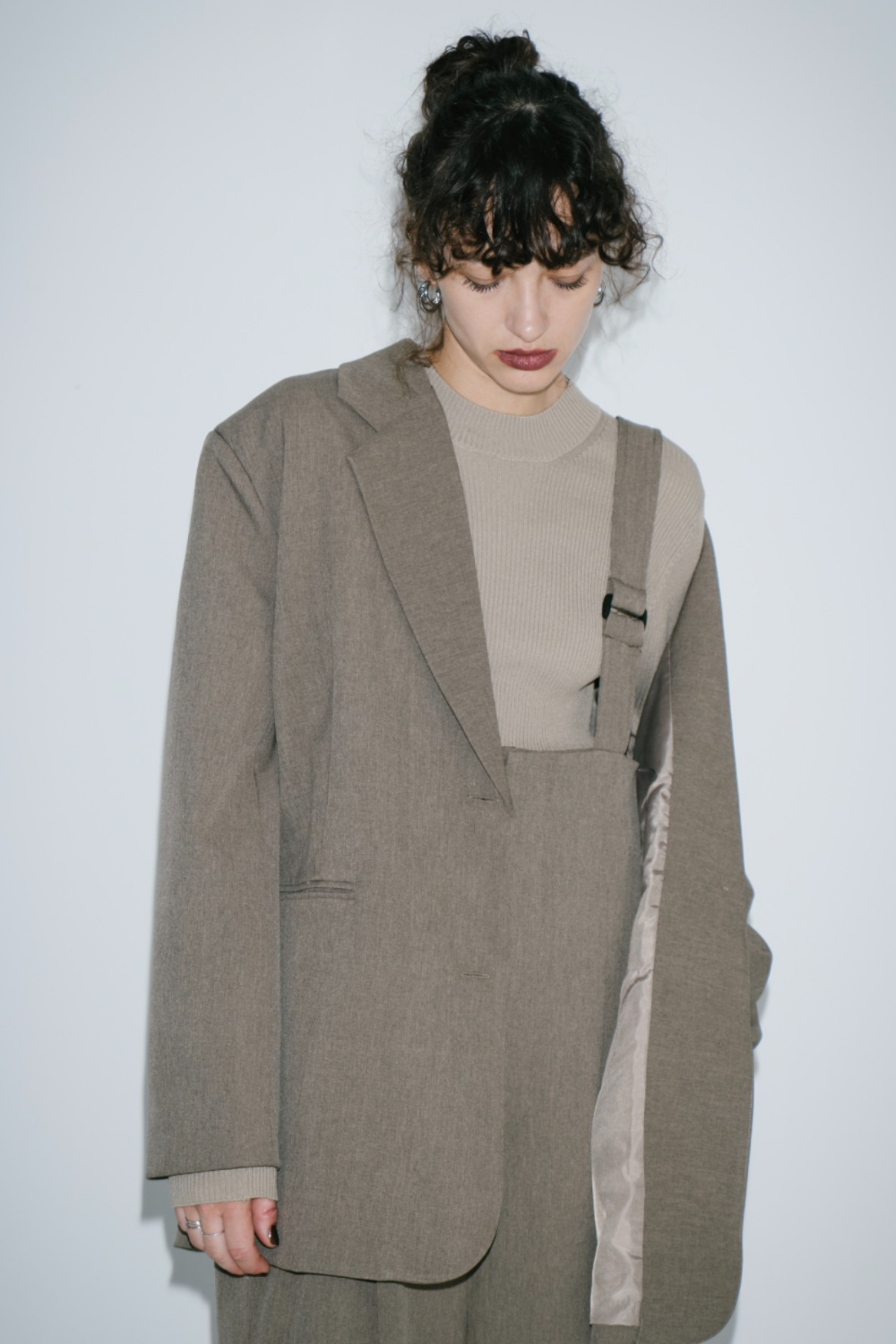 Single-breasted tailored jacket