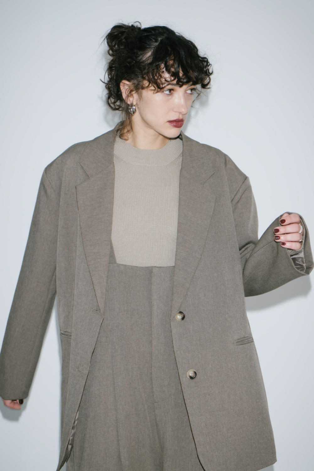 Single-breasted tailored jacket