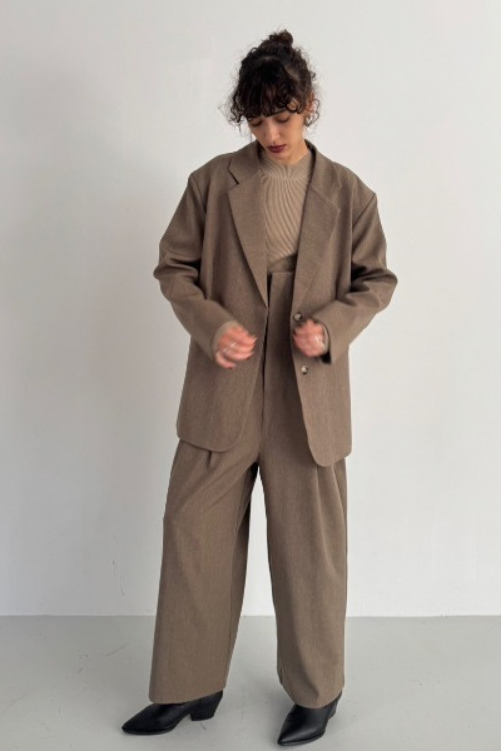 Single-breasted tailored jacket