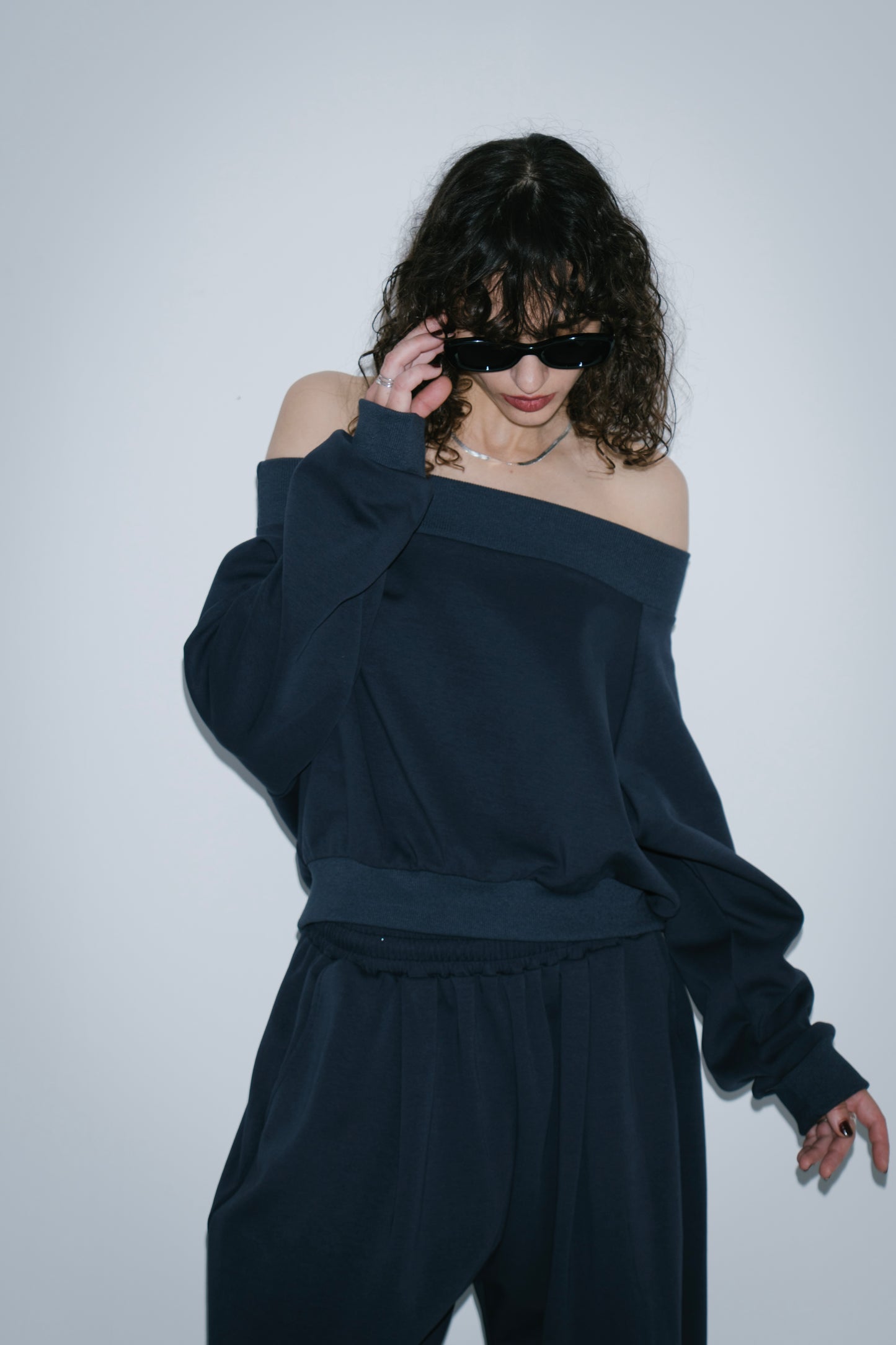 Sweatshirt-touch off-shoulder tops