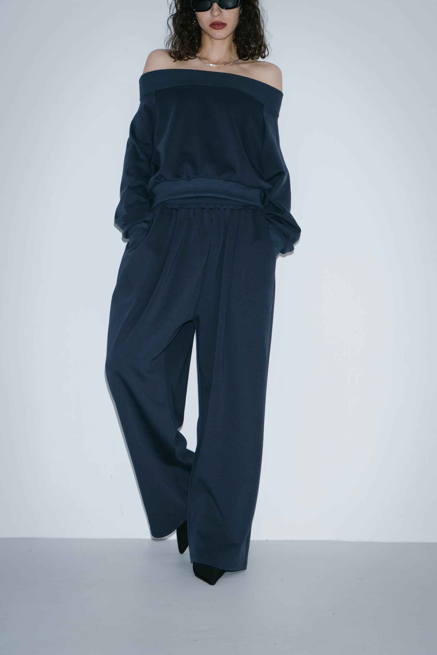 Sweat touch tuck pants
