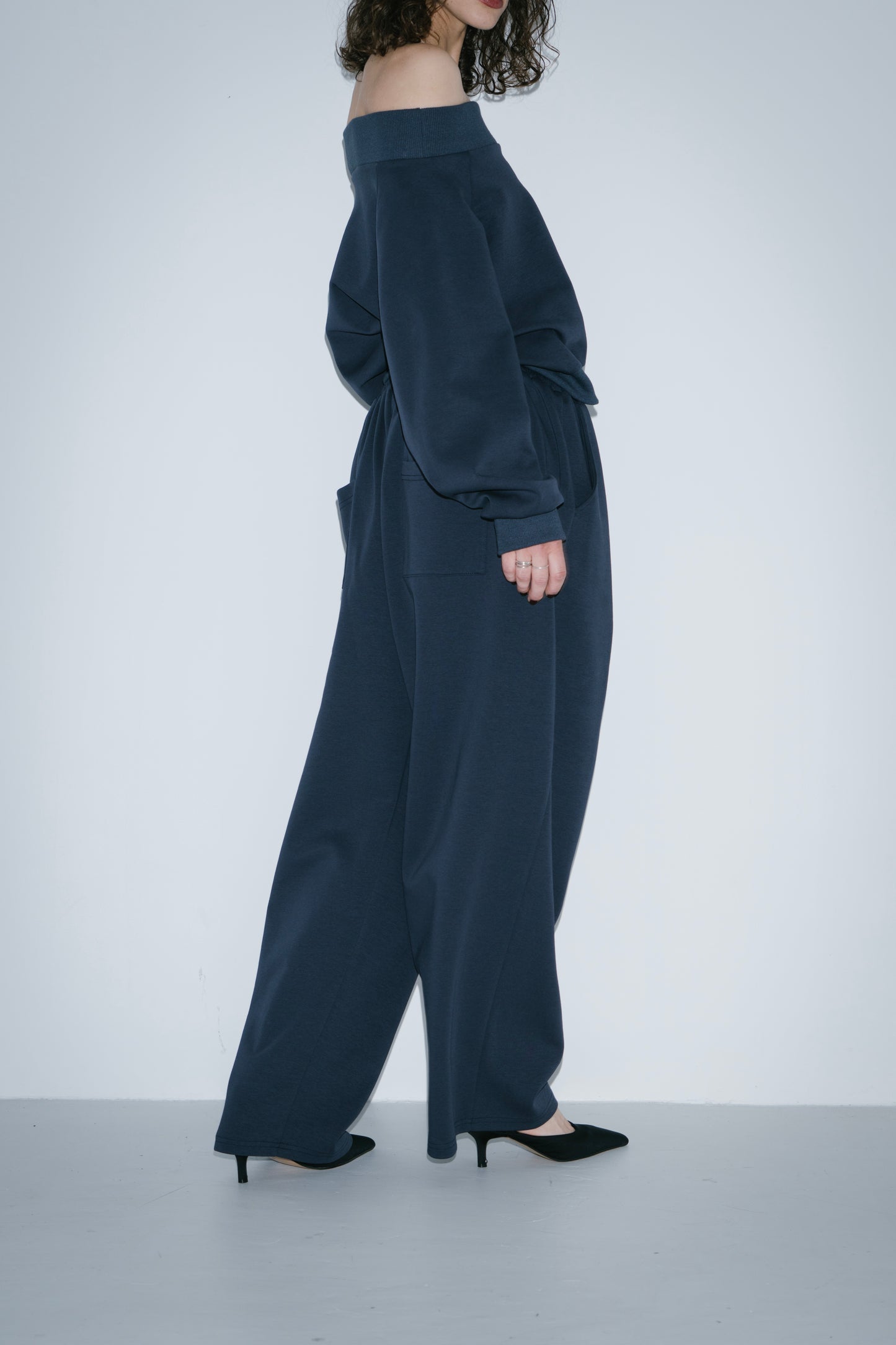 Sweat touch tuck pants