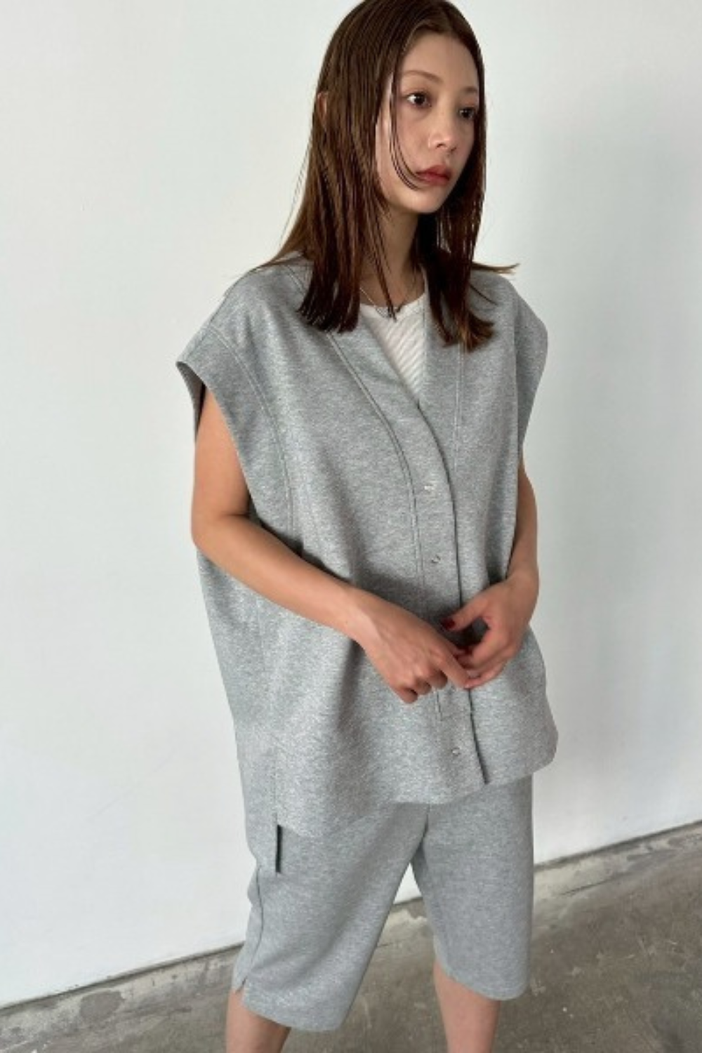 Slit hem capri pants
