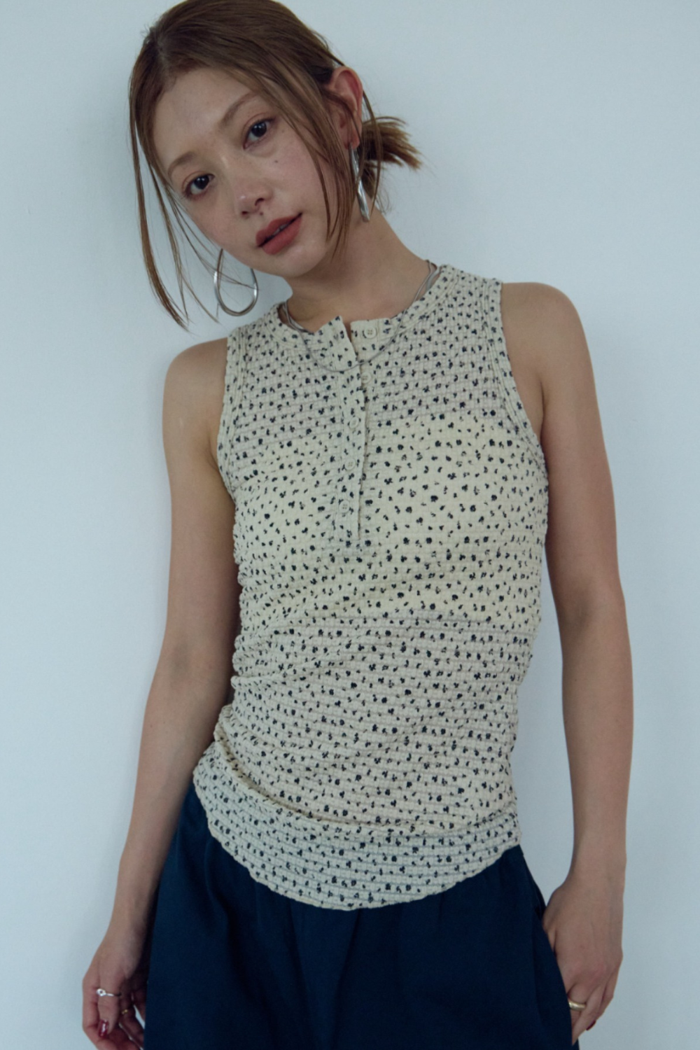 Flower henry neck tank top