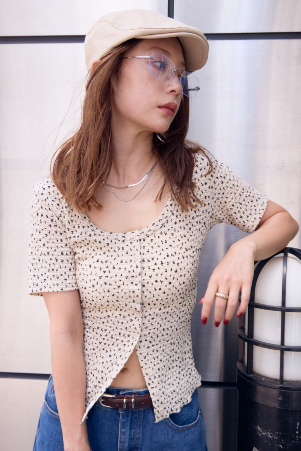 Flower front button TEE
