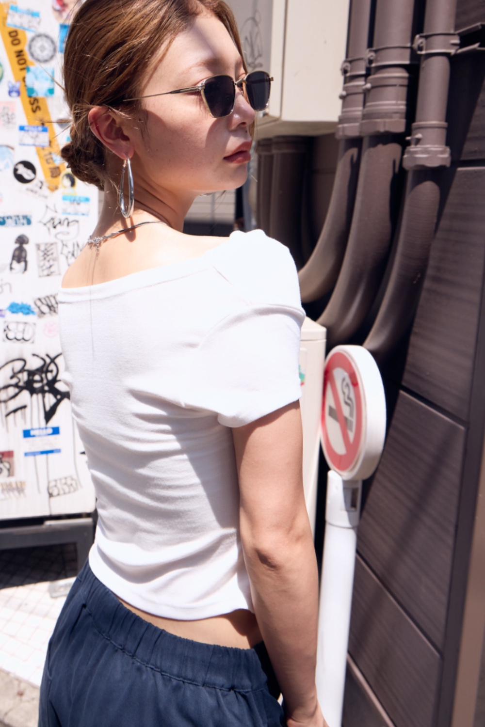Draped off-shoulder TEE