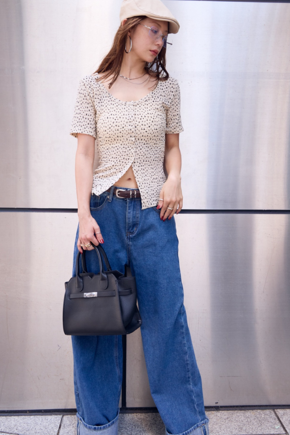 Flower front button TEE
