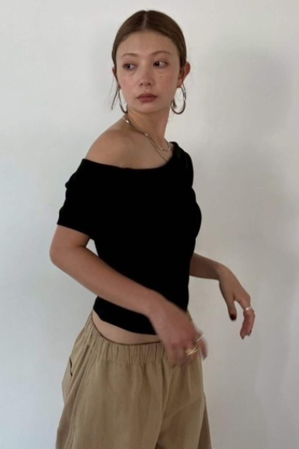 Draped off-shoulder TEE