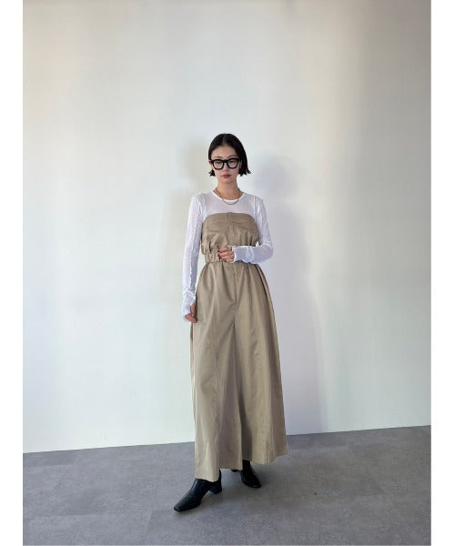 Bare wide overalls