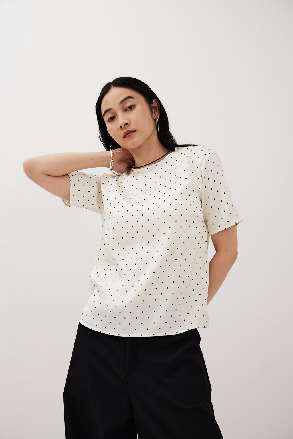 Dot satin half-sleeve blouse