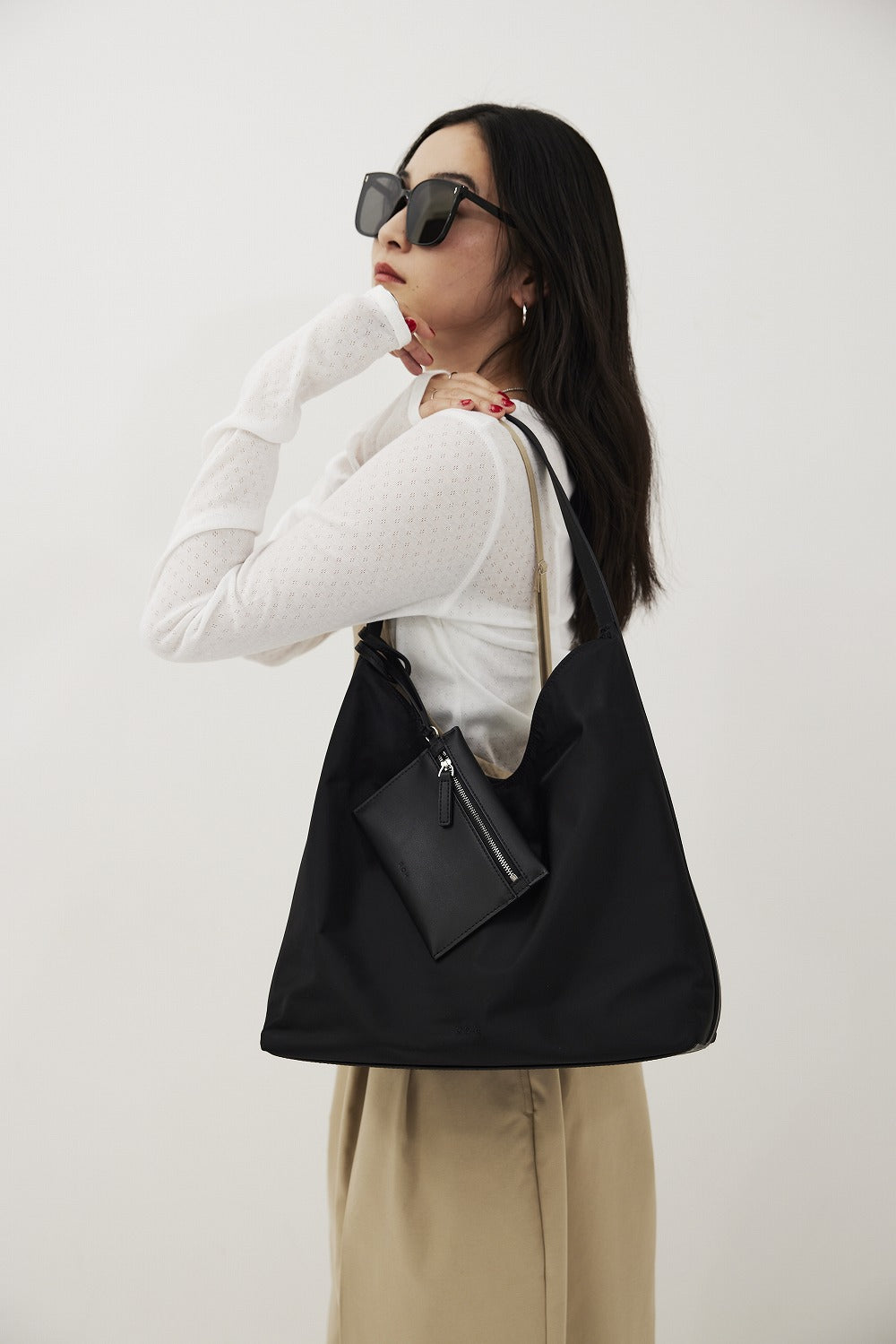 ROH SEOUL - Pulpy hobo bag Nylon