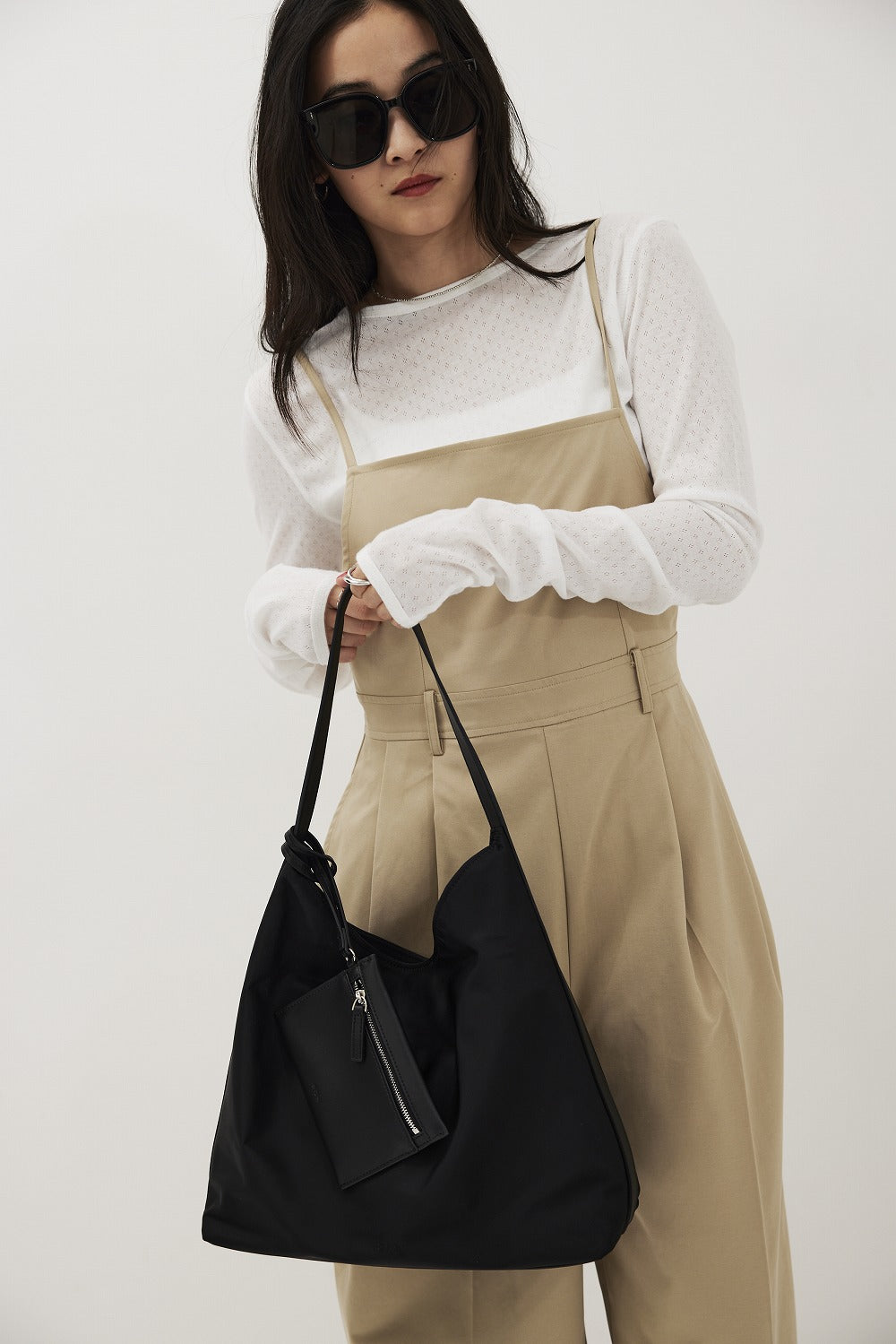 ROH SEOUL - Pulpy hobo bag Nylon