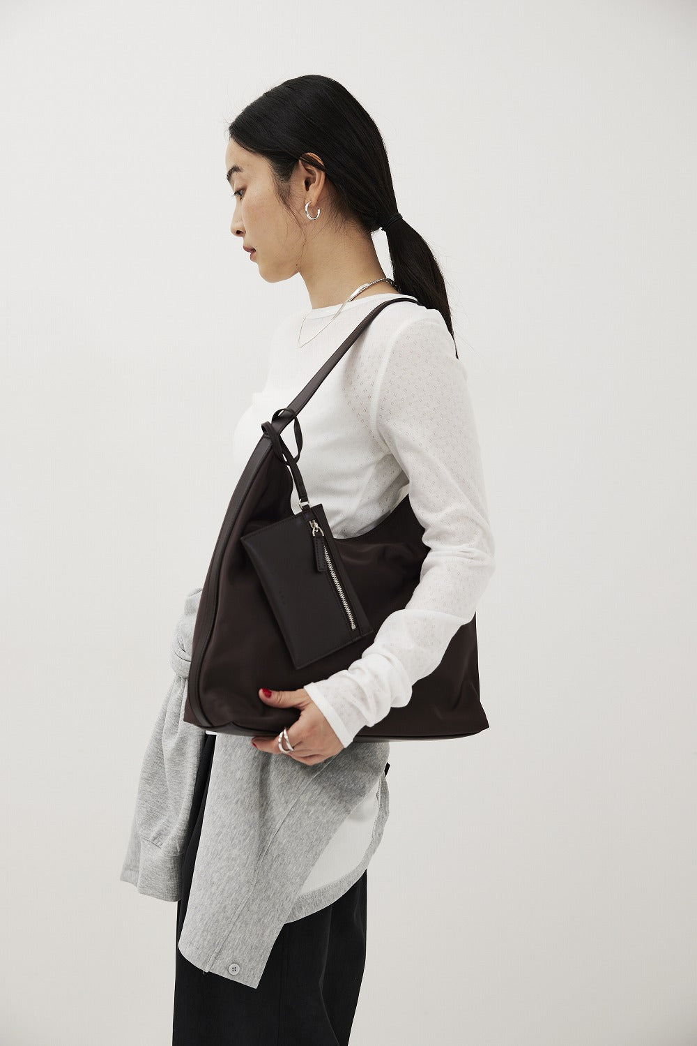 ROH SEOUL - Pulpy hobo bag Nylon