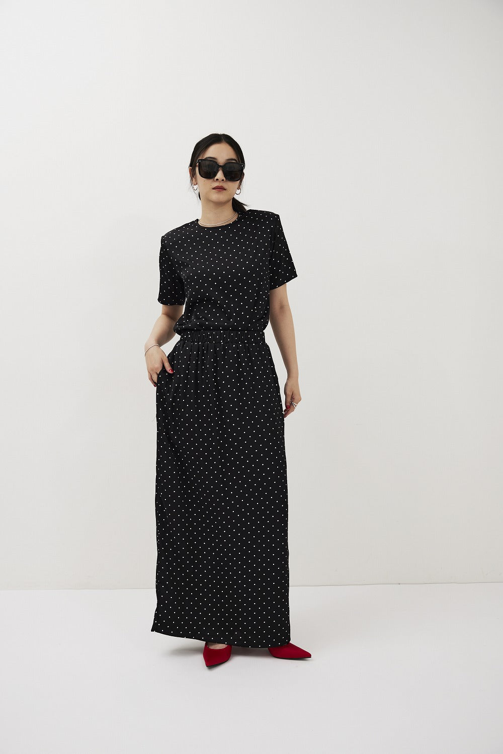 Dot satin half-sleeve blouse