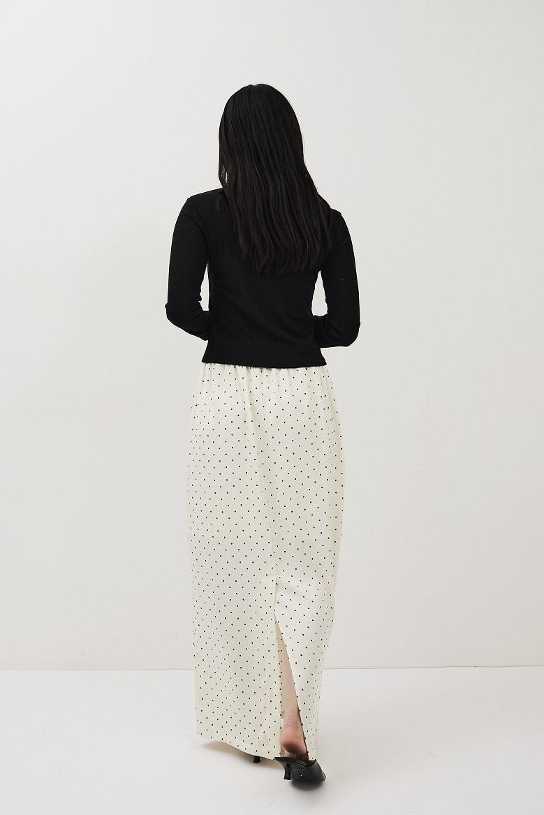 Dot satin long skirt
