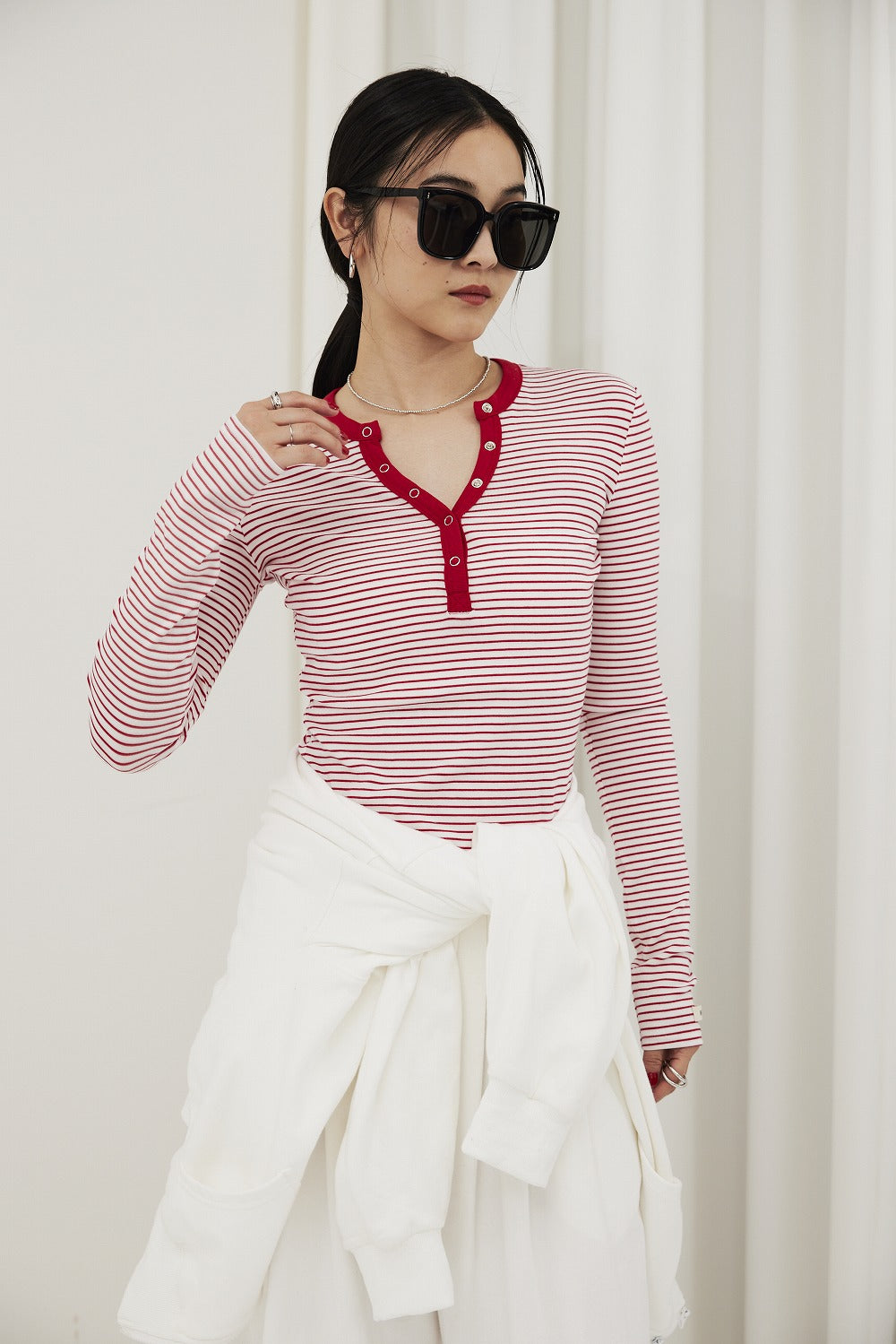 Snap-button henry-neck long sleeve TEE – HANNE ONLINE SHOP