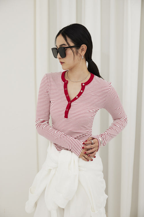 Snap-button henry-neck long sleeve TEE