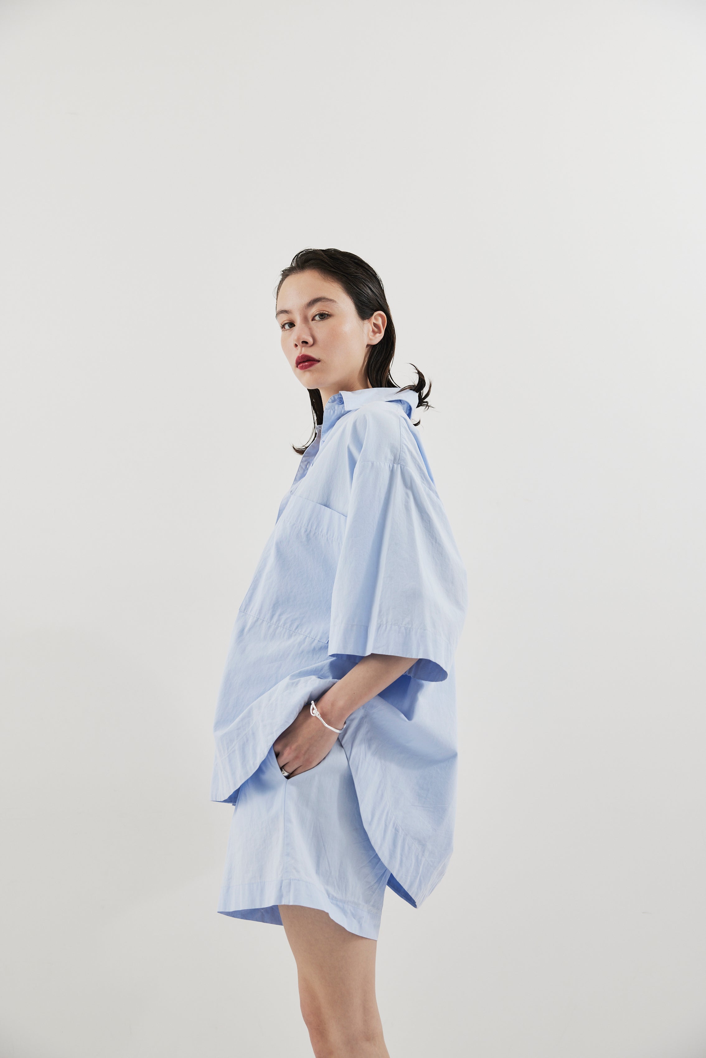 Half sleeve shirt setup