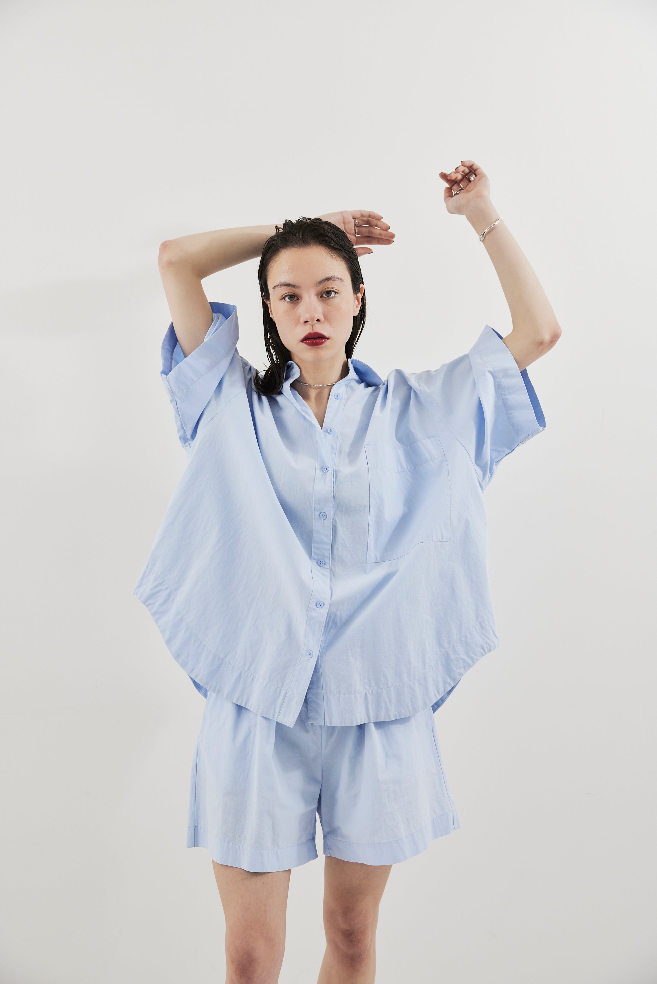 Half sleeve shirt setup