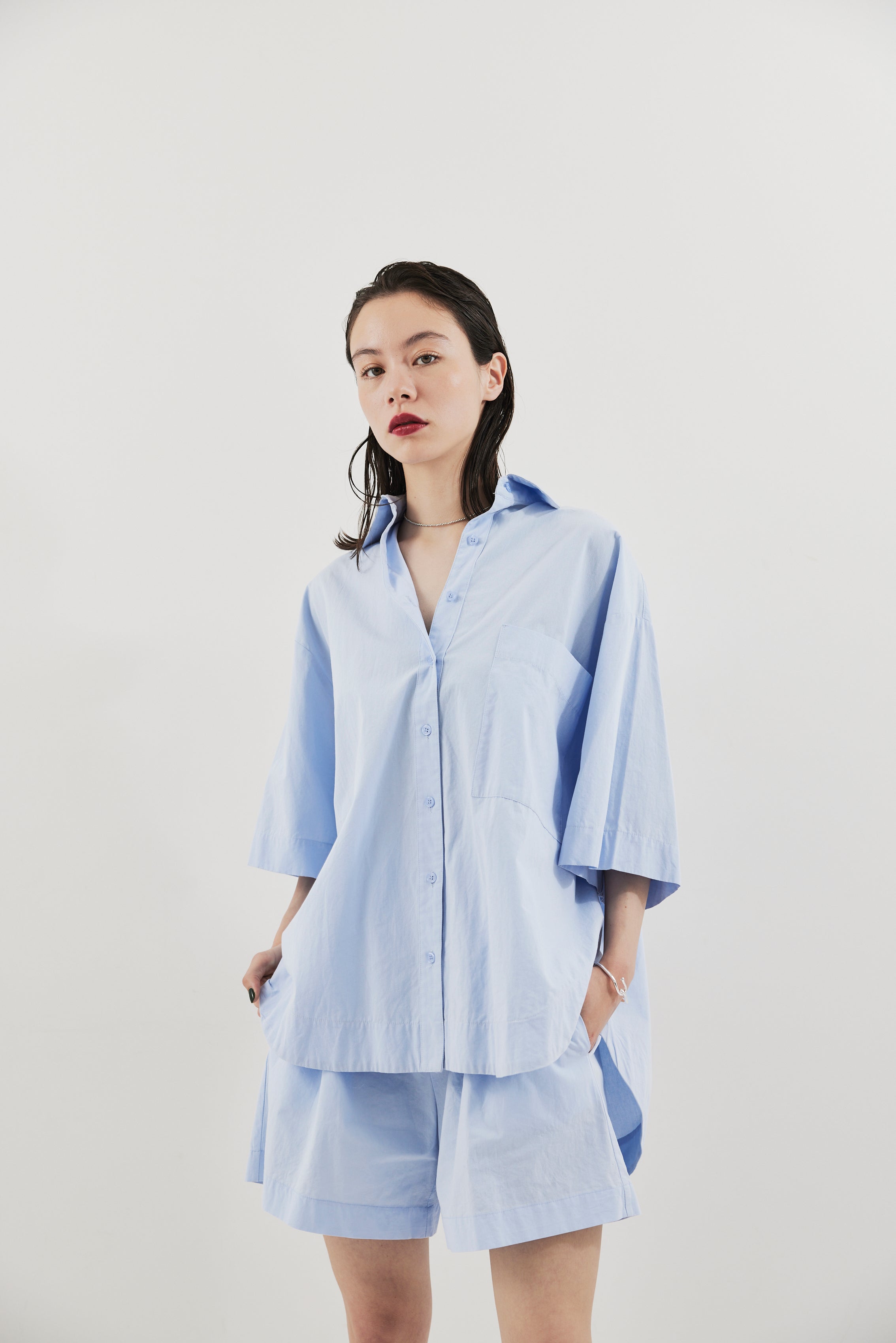 Half sleeve shirt setup