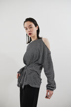 Open shoulder border long TEE