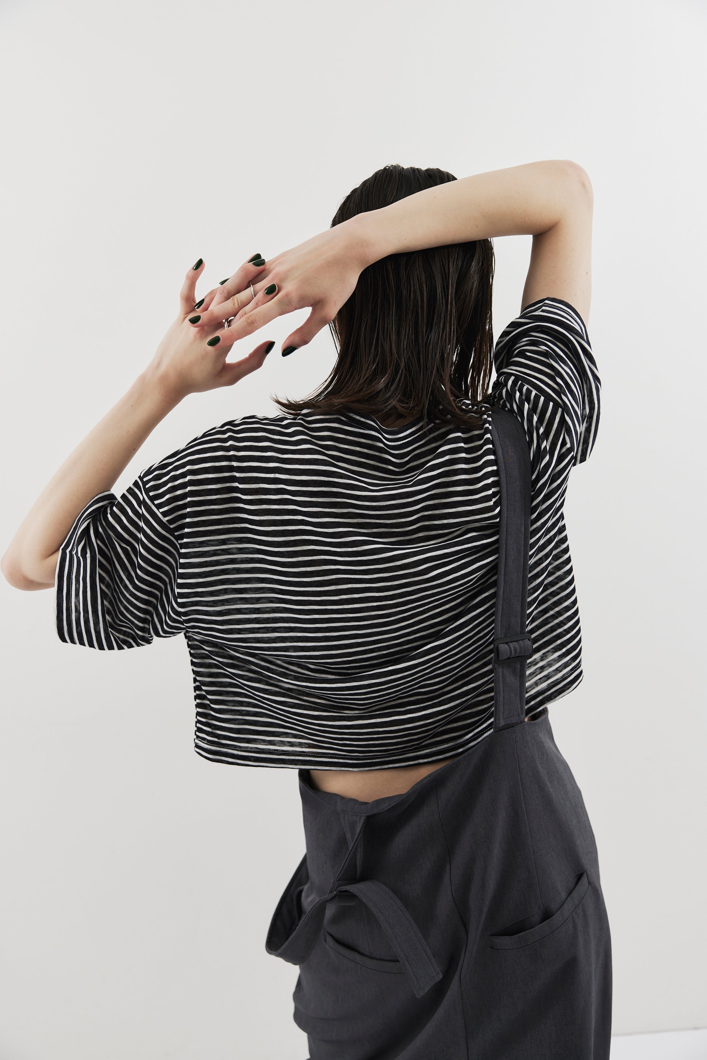 Half sleeve border TEE