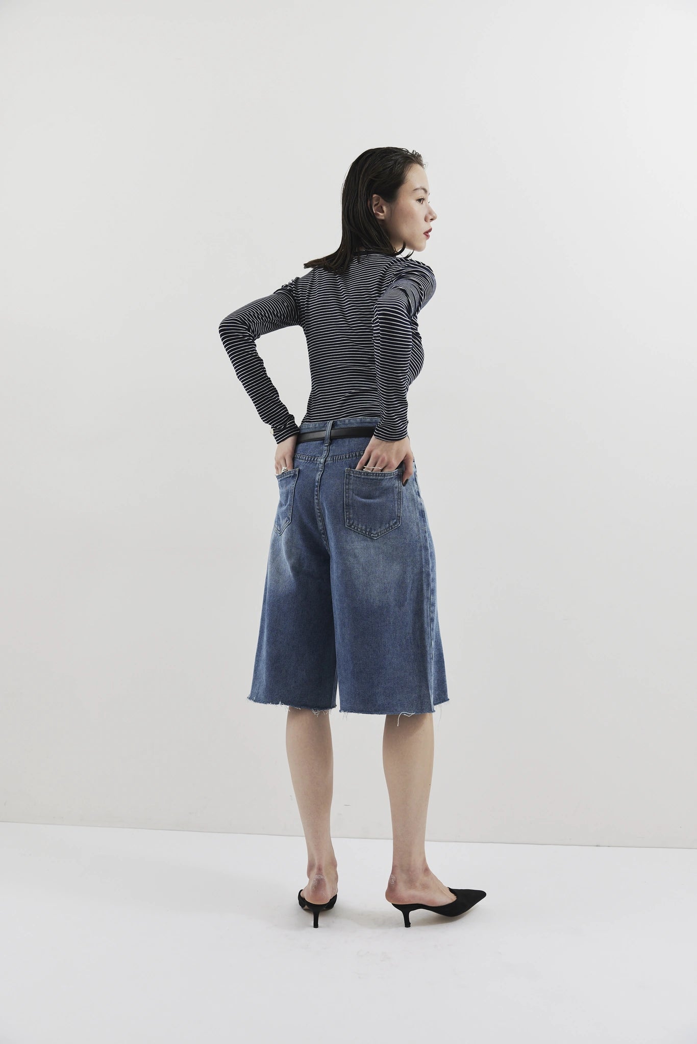 Bermuda denim pants