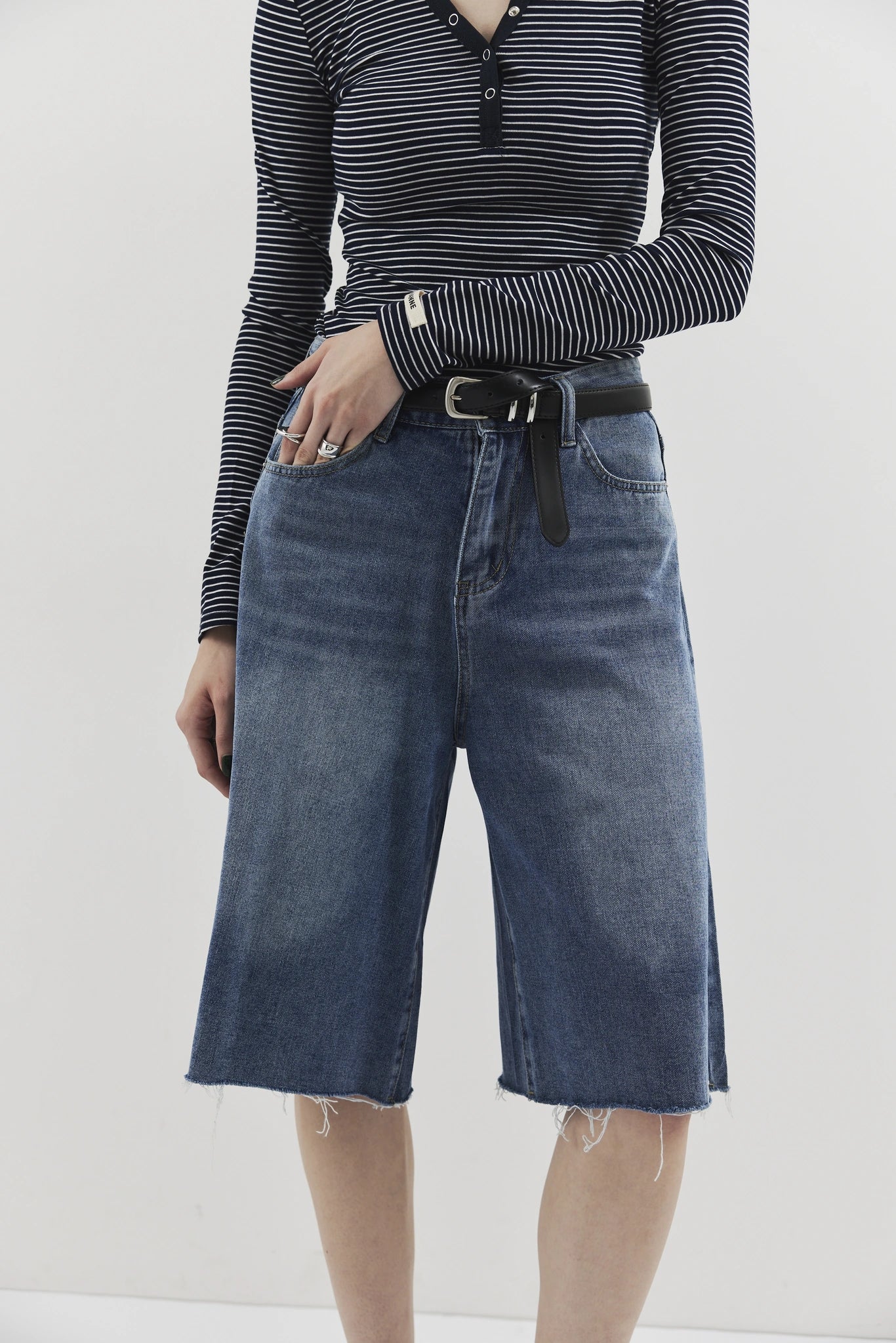 Bermuda denim pants
