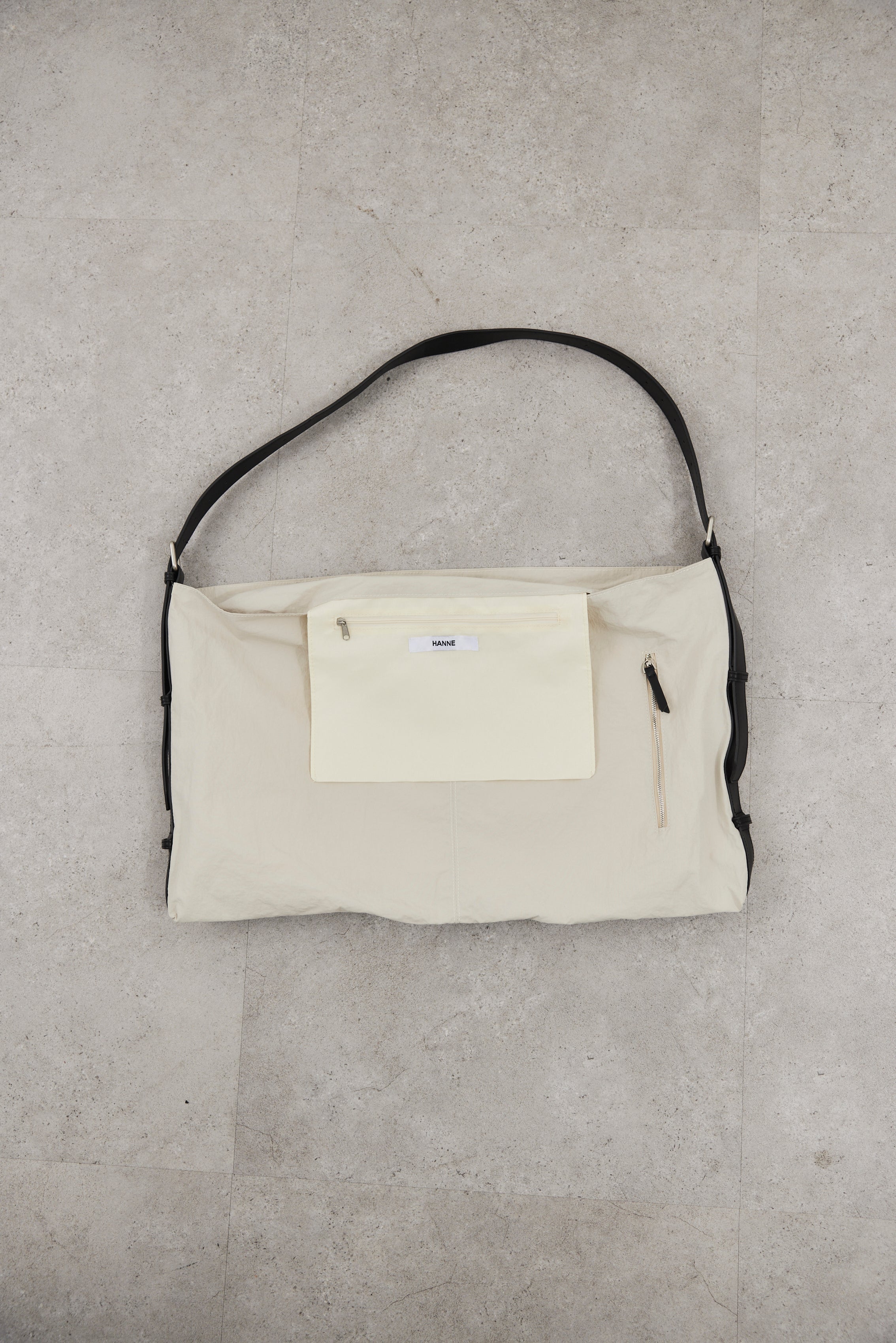 LIMITED SET 【TYPE B】MONOTONE