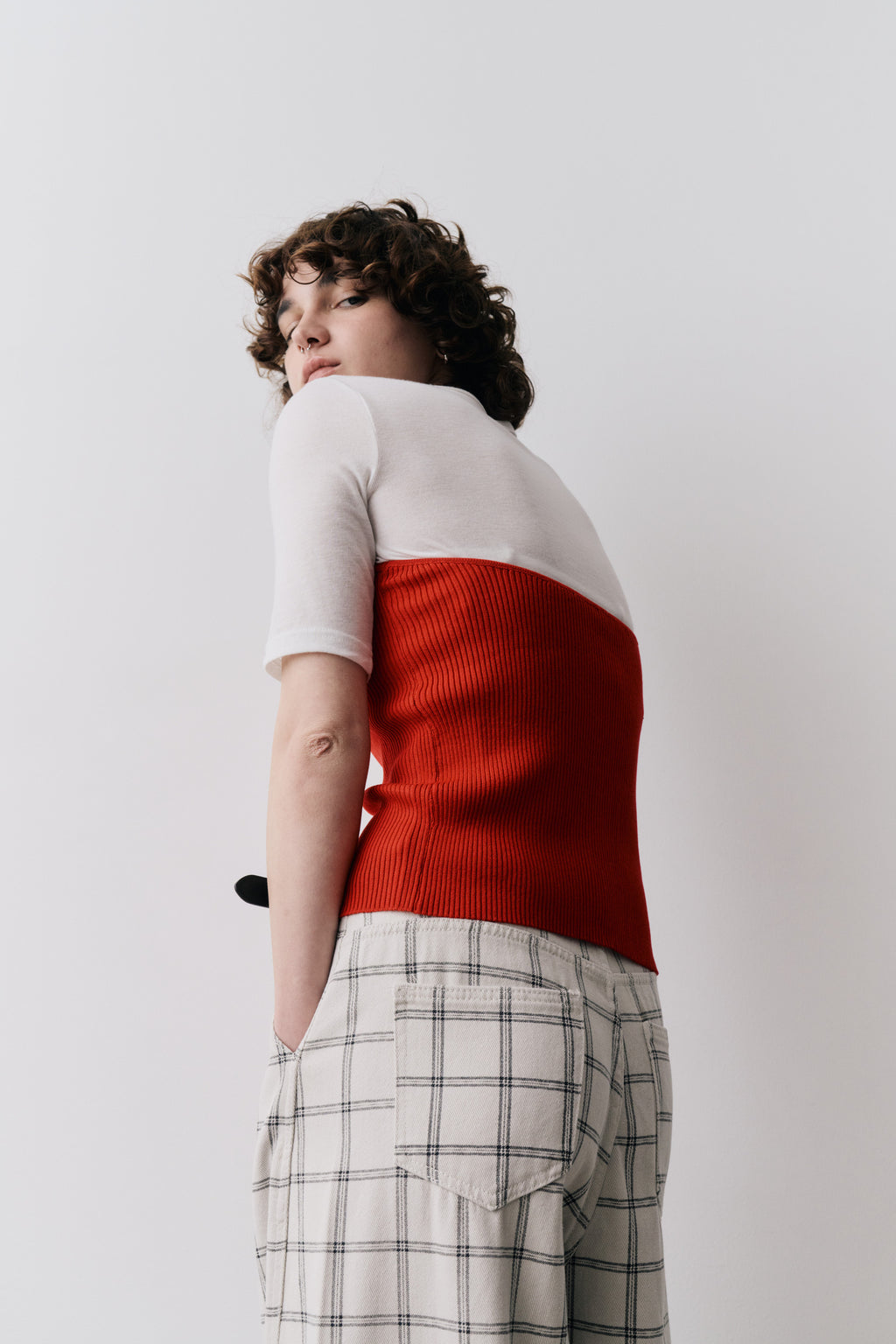 Halter neck knit vest