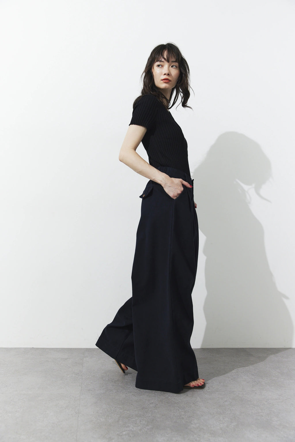 Tucked wide pants
