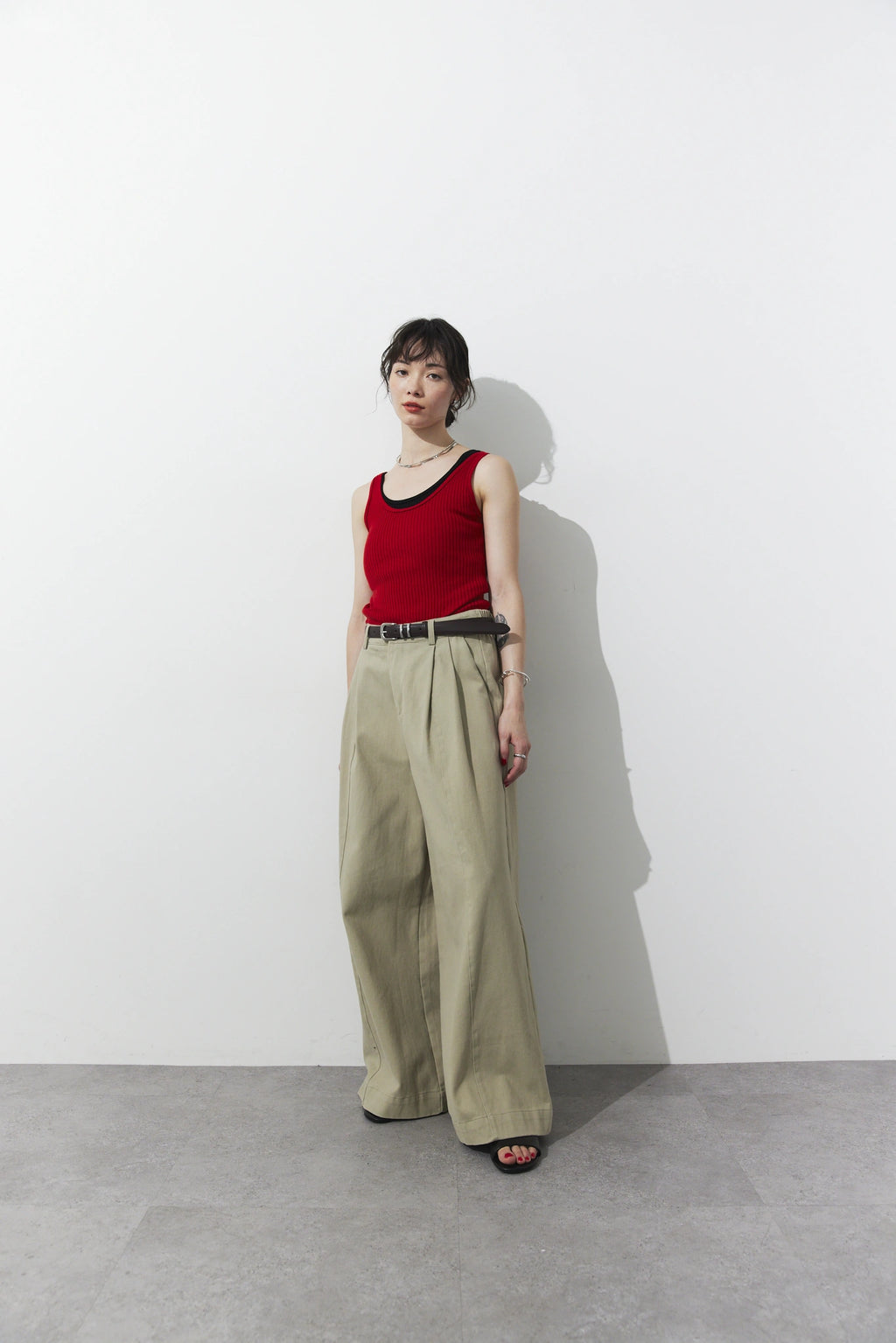 Tucked wide pants
