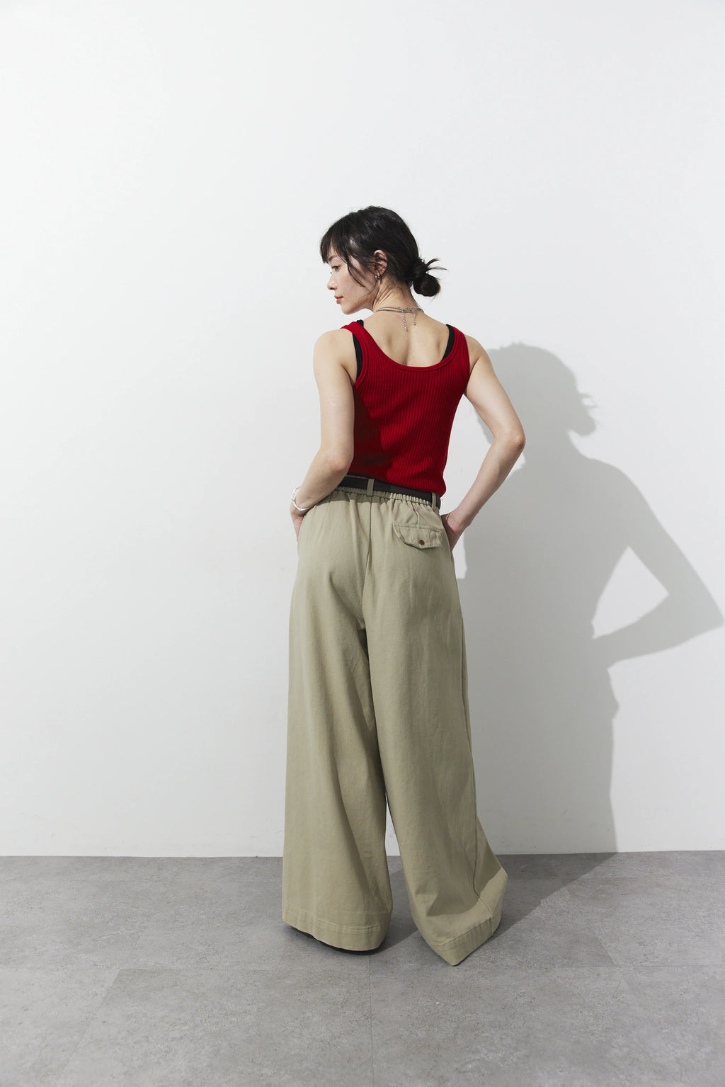 Tucked wide pants