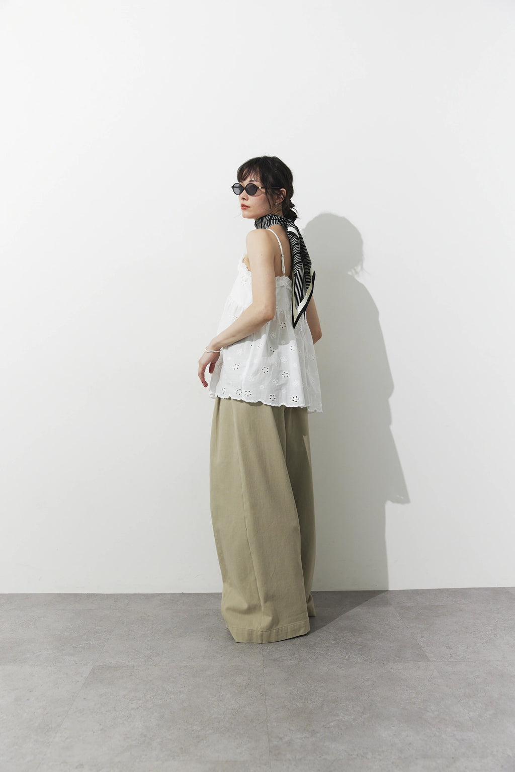 Tucked wide pants