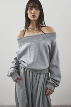 Sweatshirt-touch off-shoulder tops