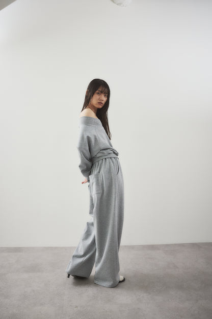 Sweat touch tuck pants