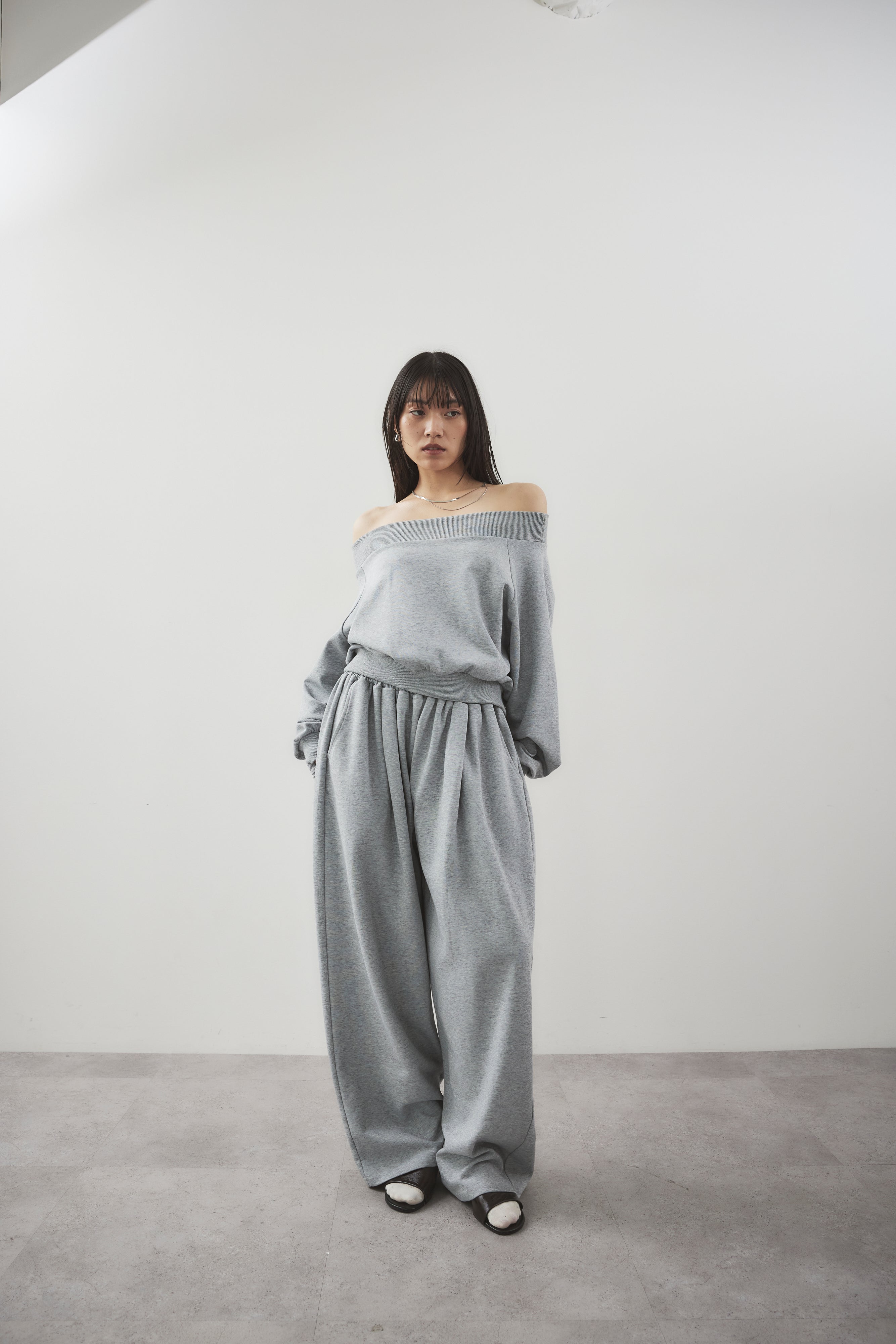 Sweatshirt-touch off-shoulder tops