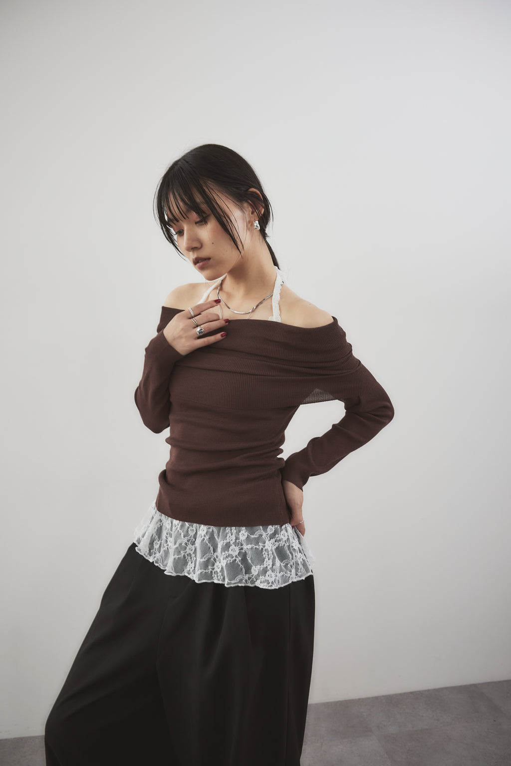 Off-shoulder knit tops