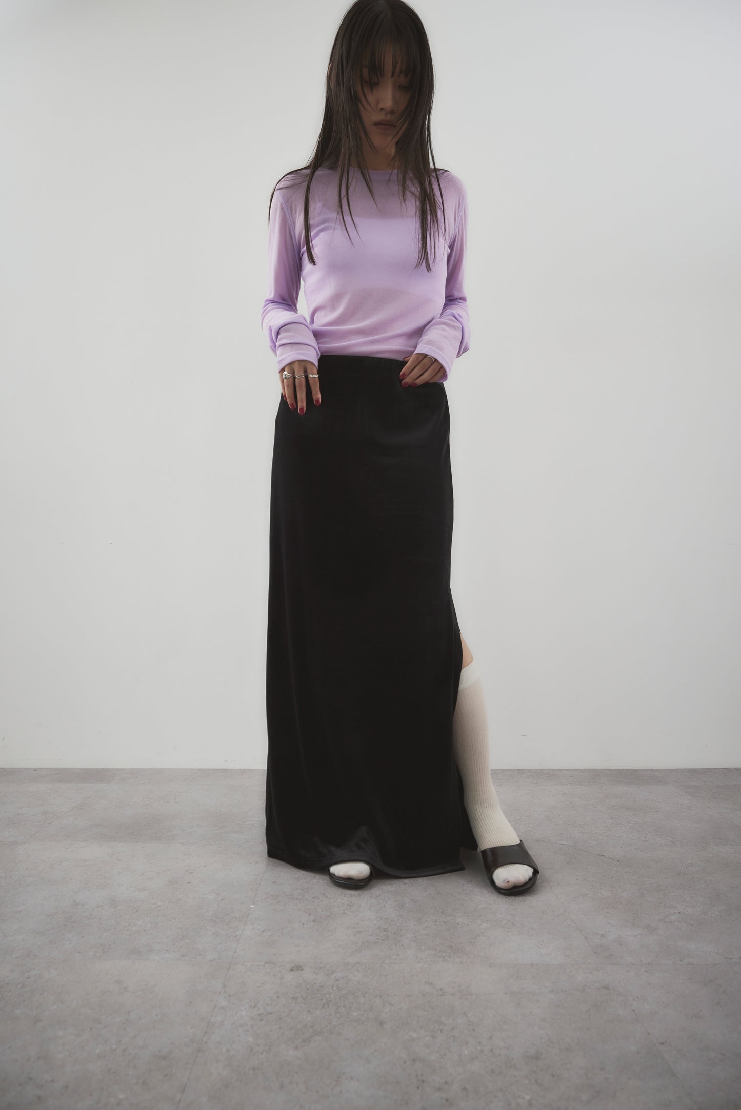Side vent velour long skirt