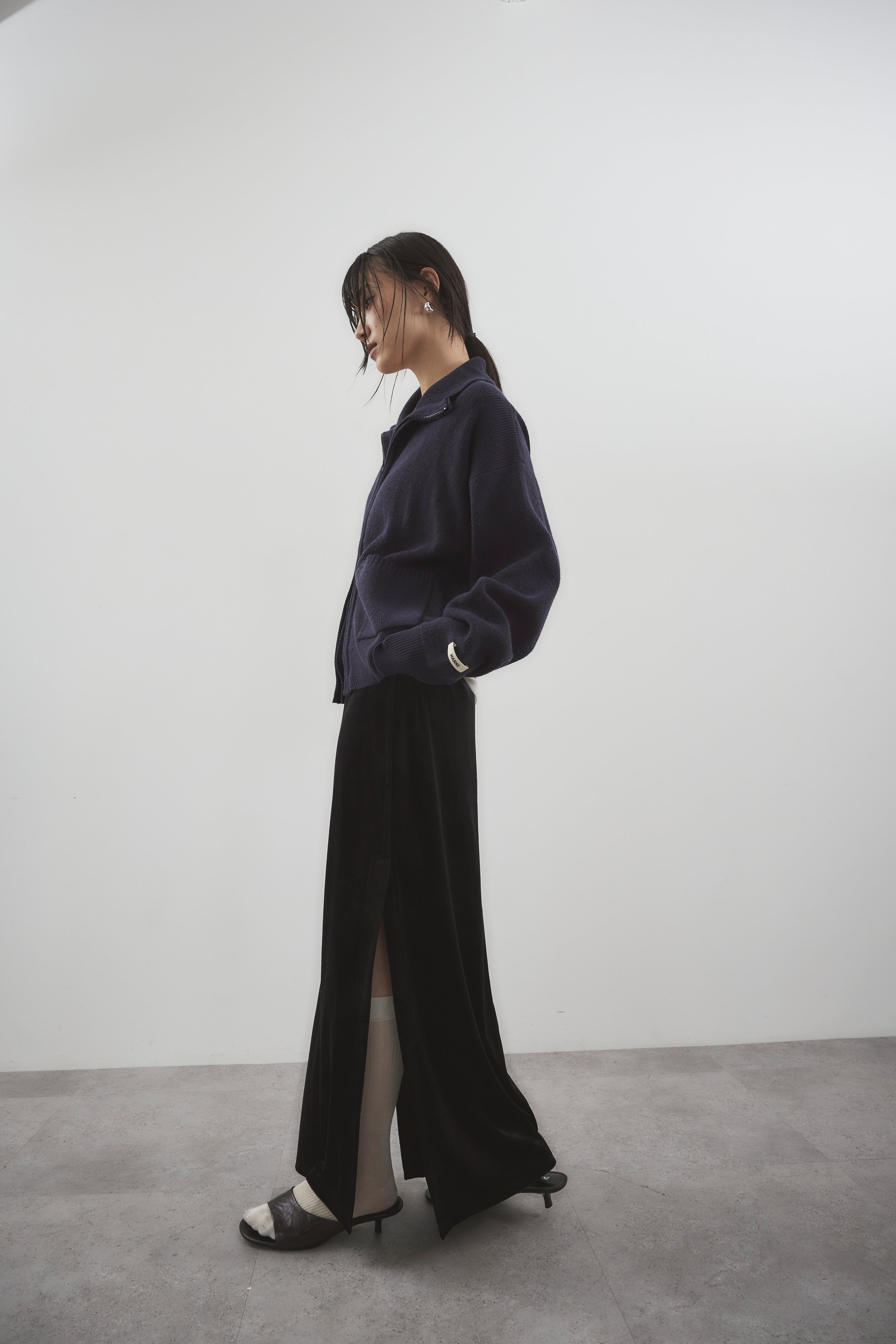 Side vent velour long skirt
